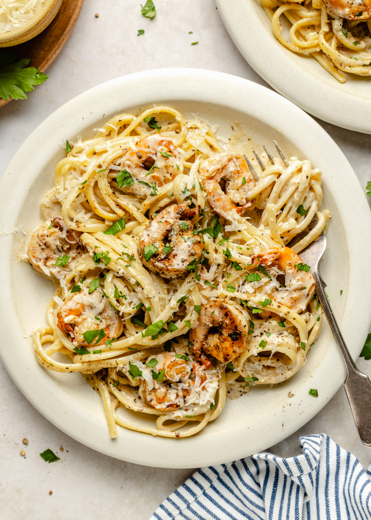 Creamy Garlic Shrimp Pasta: Seriously Good 20-Minute Dinner
